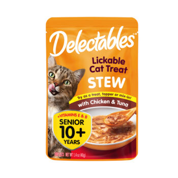 Delectables senior lickable wet cat treat, chicken and tuna stew, 40 g pouch